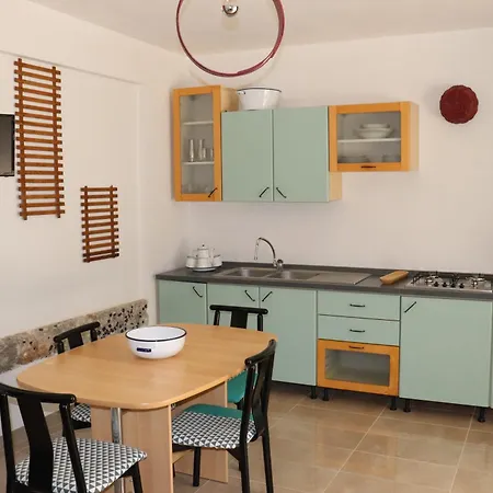 Casa Mare E Natura Apartment *